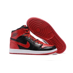 Scarpa Alta Nike Air Jordan I Retro High - Rosso Nero