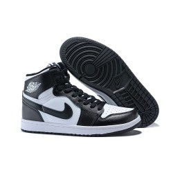 Scarpa Alta Nike Air Jordan I Retro High - Nero Bianco